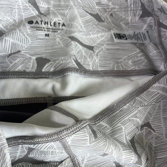 Athleta Colorblock Up For Anything Leaf Print Leggings Gray White Size Medium - Picture 2 of 7